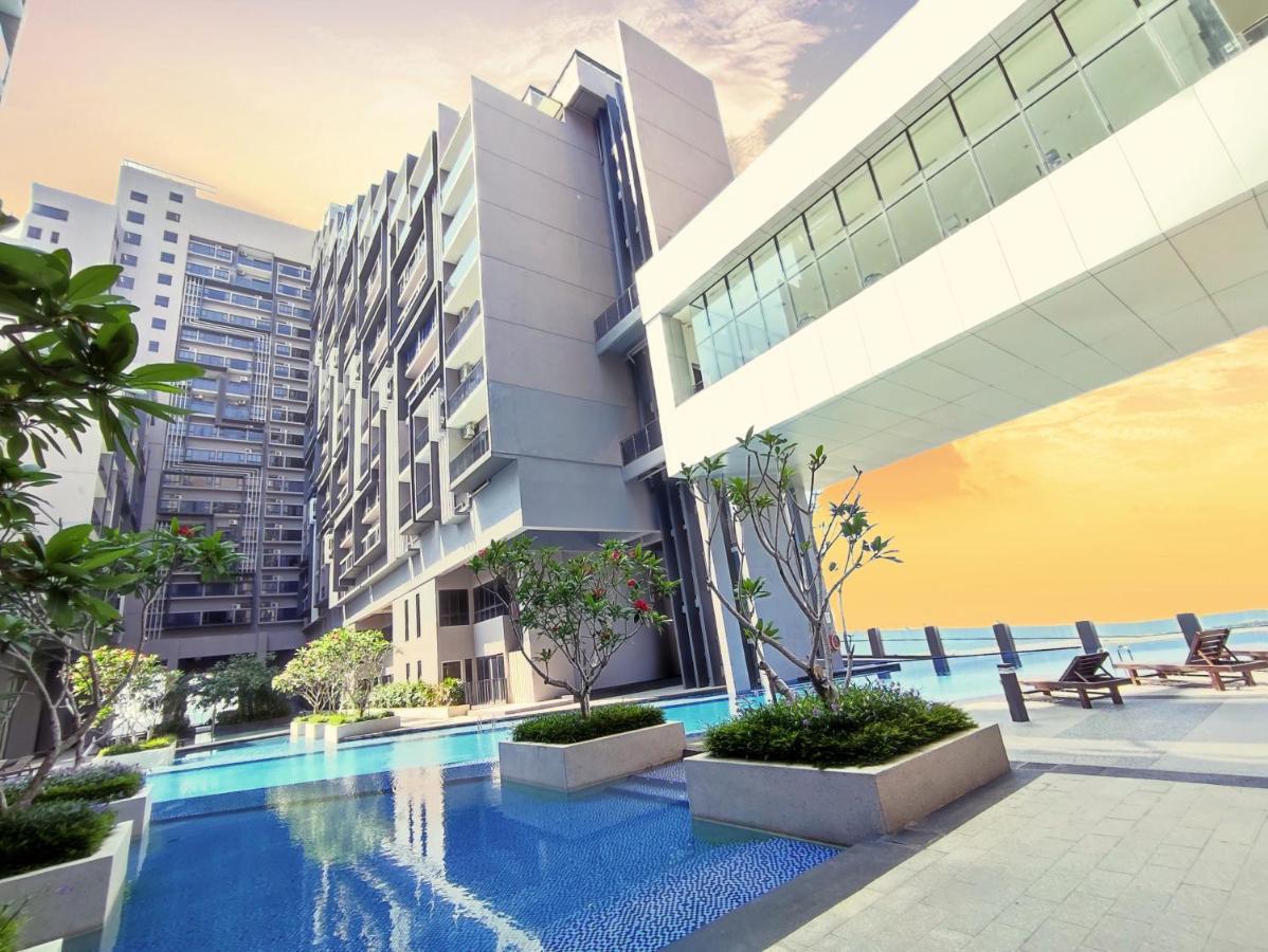 Imperio Residence Bathtub Studio At Malacca Town-Near Jonker Street Екстериор снимка