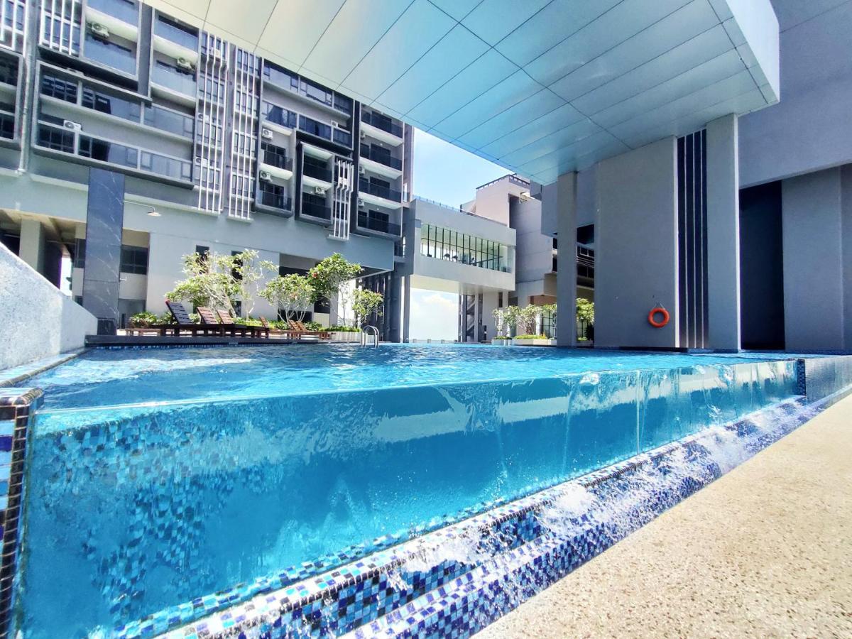 Imperio Residence Bathtub Studio At Malacca Town-Near Jonker Street Екстериор снимка